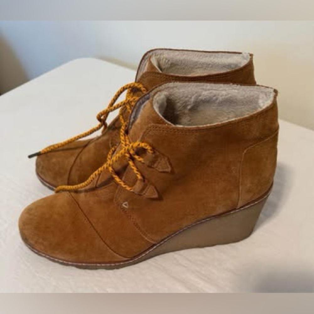 Toms‎ Brown Suede Wedge Shoes desert ankle booties boots round toe women’s sz 11
